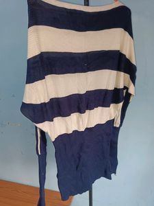 Combo - One Piece (XS), Sweatshirt (L)