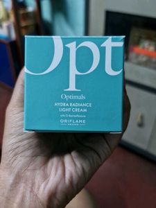 Opt Light Moisturizer (For Oily And Normal Skin)