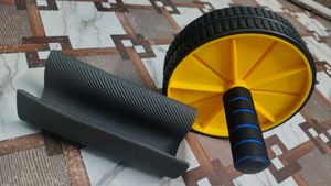 AB Wheel & Pushup