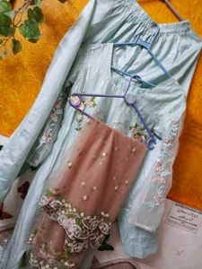 Embroidered Pakistani Suit