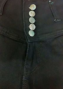 Ripped Black Skinny Jeans