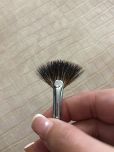 Proarte Fan Brush PF03