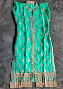 Elegant Ethnic Green Kurti✨