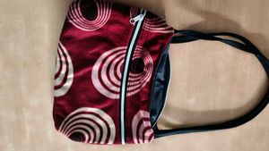 Red Shoulder Handbag (Used - As-Is Condition)