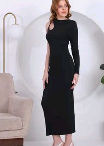 Elegant Black Maxi Dress