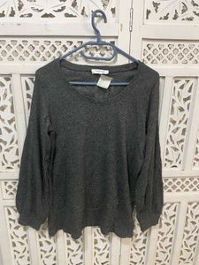 🏷️New With Yag Gray Long Sleeve Top E