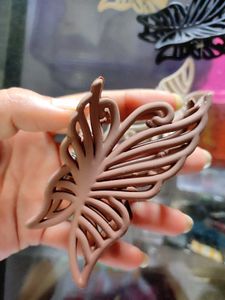 Korean Butterfly Clutcher
