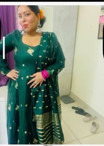 Green Silk Embroidered Kurta Set Fixed Price