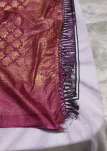 Beautiful Foil Print &amp; Ikat Prnt Saree With Blouse