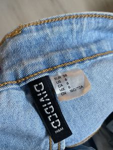 H&amp;M Light Wash Jeans
