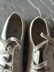 Casual Sneakers