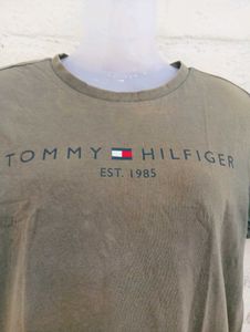 Authentic Tommy Hilfiger Casual T-shirt