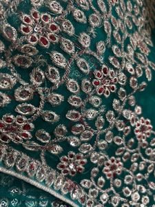 Embroidery Aqua Green Net Saree With Sequins 🫧