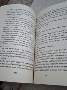 Unravel Me by Tahereh Mafi