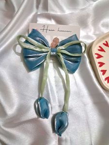 Tulip Bow Clip 🎀🌸