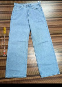 Straight Leg Jeans(Unused)