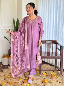 Beautiful Light Purple Suit Set Sale