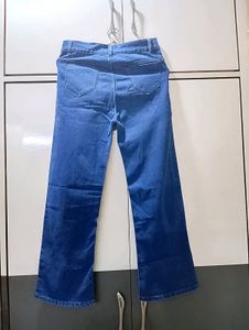 284. Straight Jeans For Women