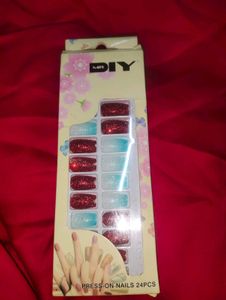 DIY NAILS 💅🏻 24 PCS.