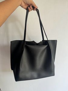 SHEIN BLACK TOTE BAG