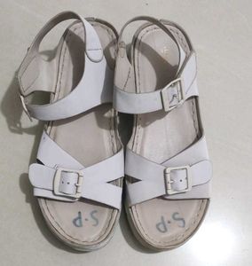 BATA Comfortable Beige Sandals