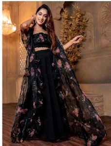 Very Beautiful Dress 👗 😍