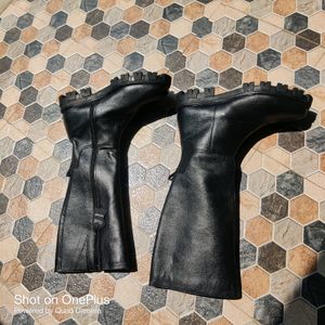 Original Leather Black Boots 🔥🔥Sale