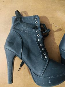 Black Boots 39 Size