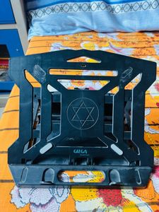 Gigza Laptop/Macbook Stand