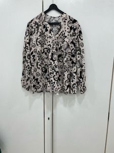 ✨Instant Chic!Monochrome Meadow Flowy Tunic Top!✨