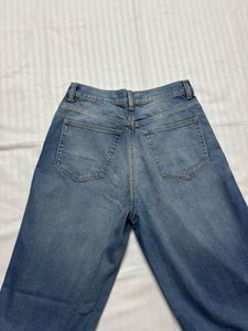 classic baggy jeans