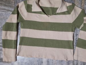 Crop Woolen Top