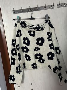 Floral Print Cropped Sweater