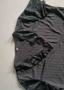 Savana Black T-shirt