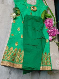 Green &amp; Gold Indian Salwar Kameez