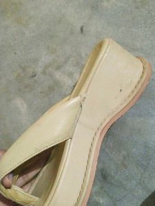 Sandle