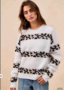 New with tag Pinterest Stylish Animal Print Sweate