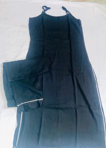 Women Black Kurti With Pant Set Of Rayon