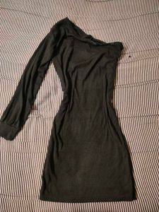 Chic One-Shoulder Dress