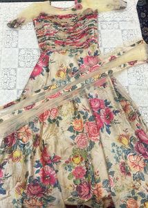 Ethnic Gown With Duppatta.