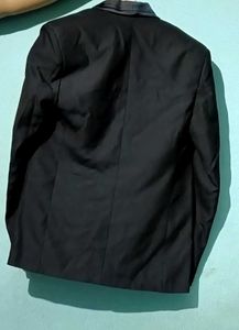 Stylish Black Blazer