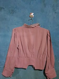 Full Sleeve Crop Top