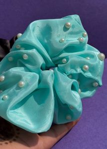 Beautiful Pearl Scrunchies