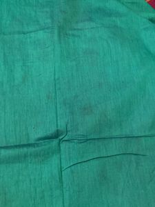 Good Green And Maroon Border Saree For Grabs