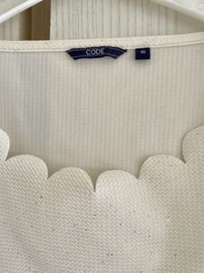 Scalloped Detail Top