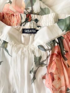 Floral Pleated Skirt