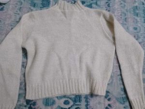 BEIGE KNIT PULLOVER