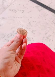 Elegant Hand Ring