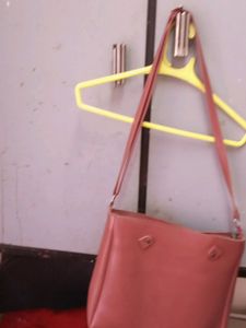Woman&#39;s Sling Bag