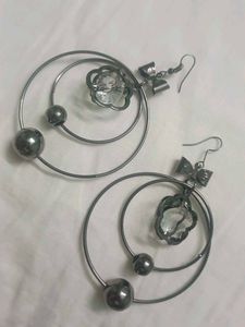 Earings